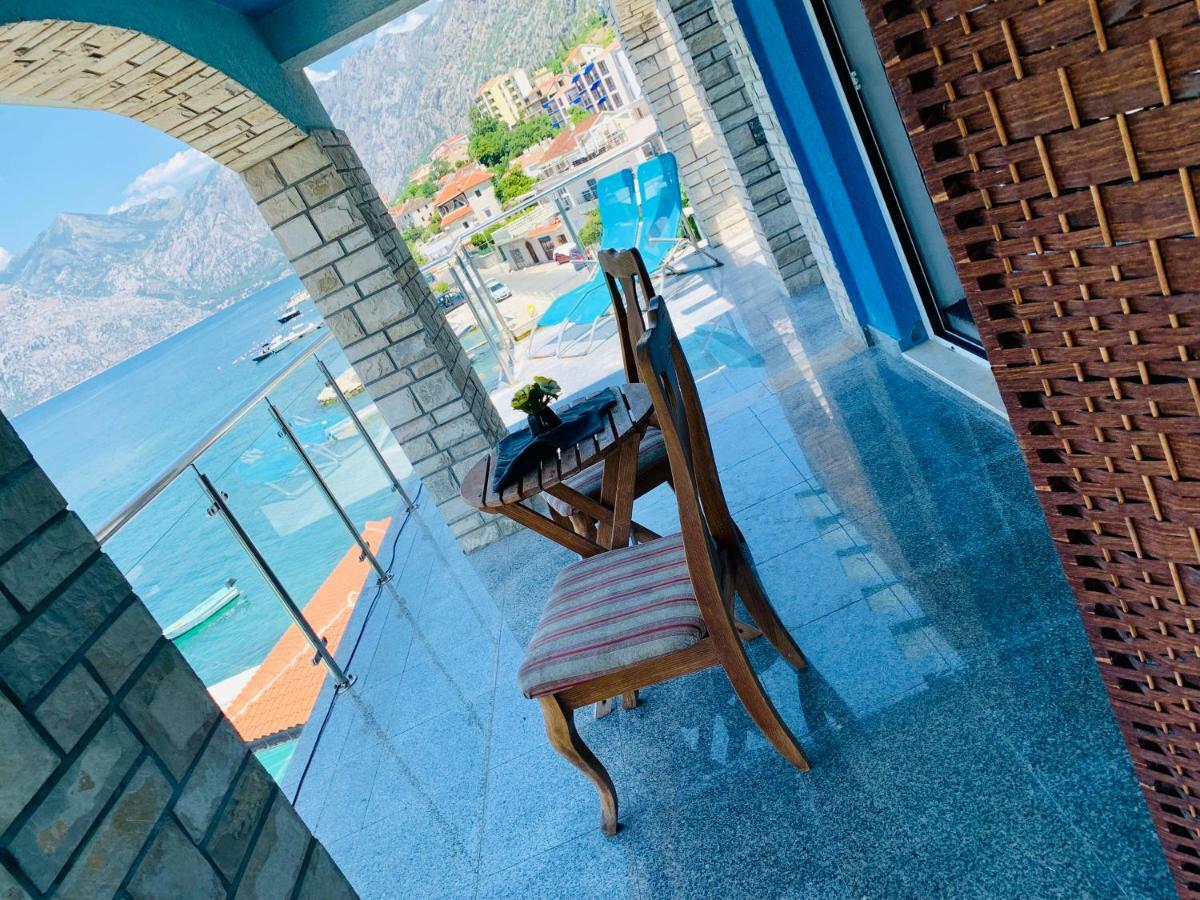 Apartmani Maxim Cattaro Esterno foto